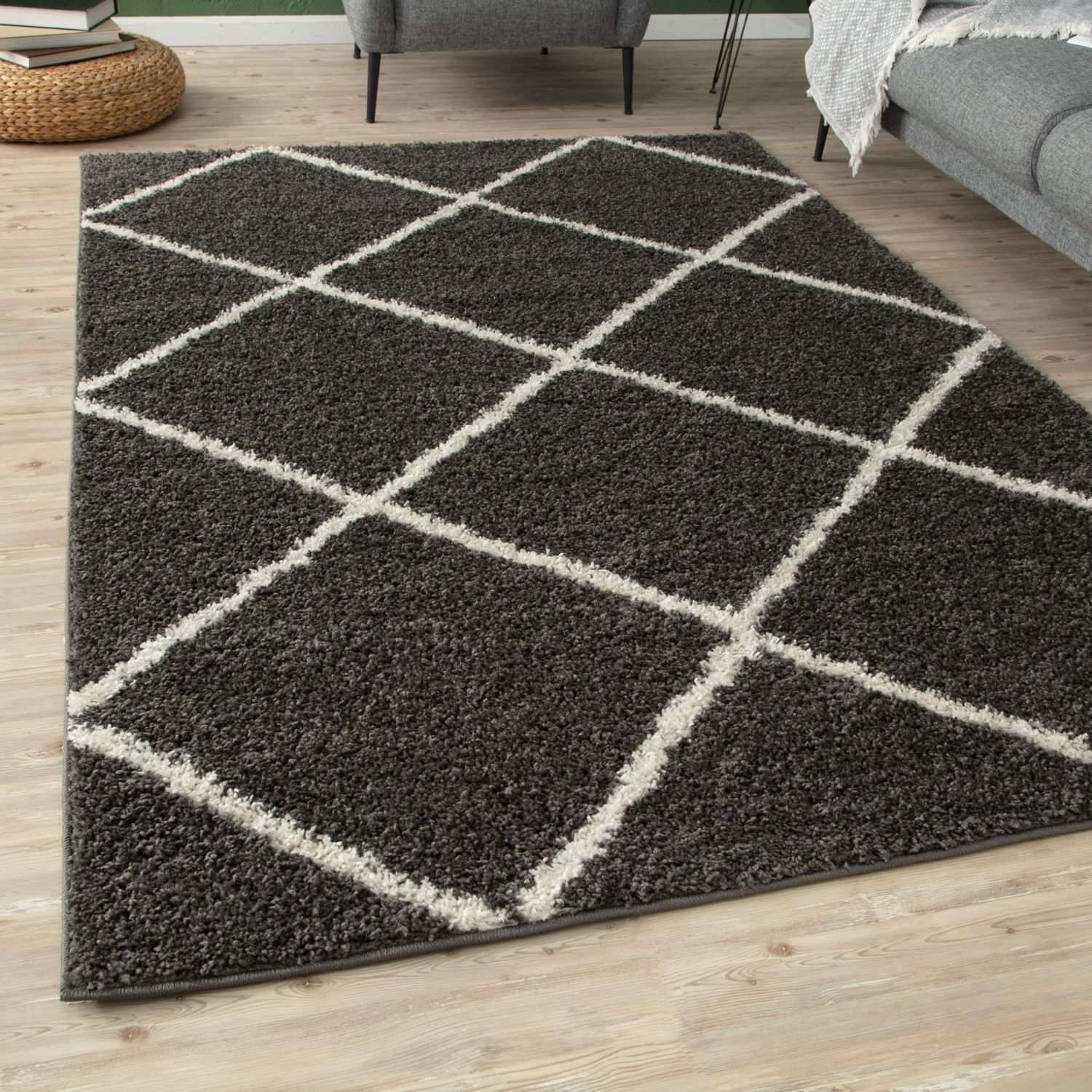 Moroccan Dark Grey Shaggy Rug | 540