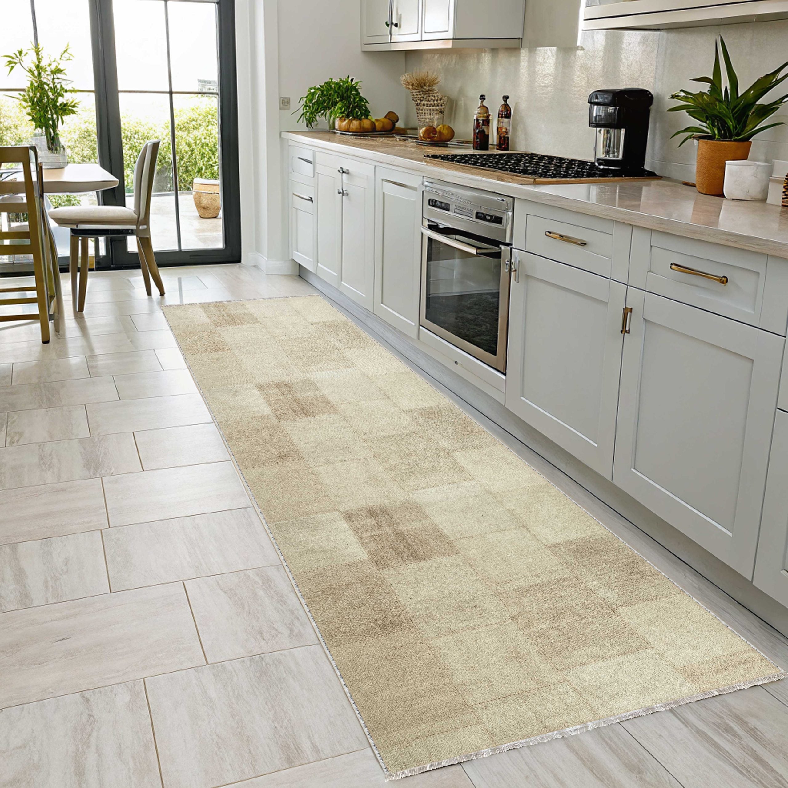 Netline Home Cream White Ethnic Classic Vintage Machine Washable Chenille Rug Design 3021-01 - Gallery Image 7 - Netline Home