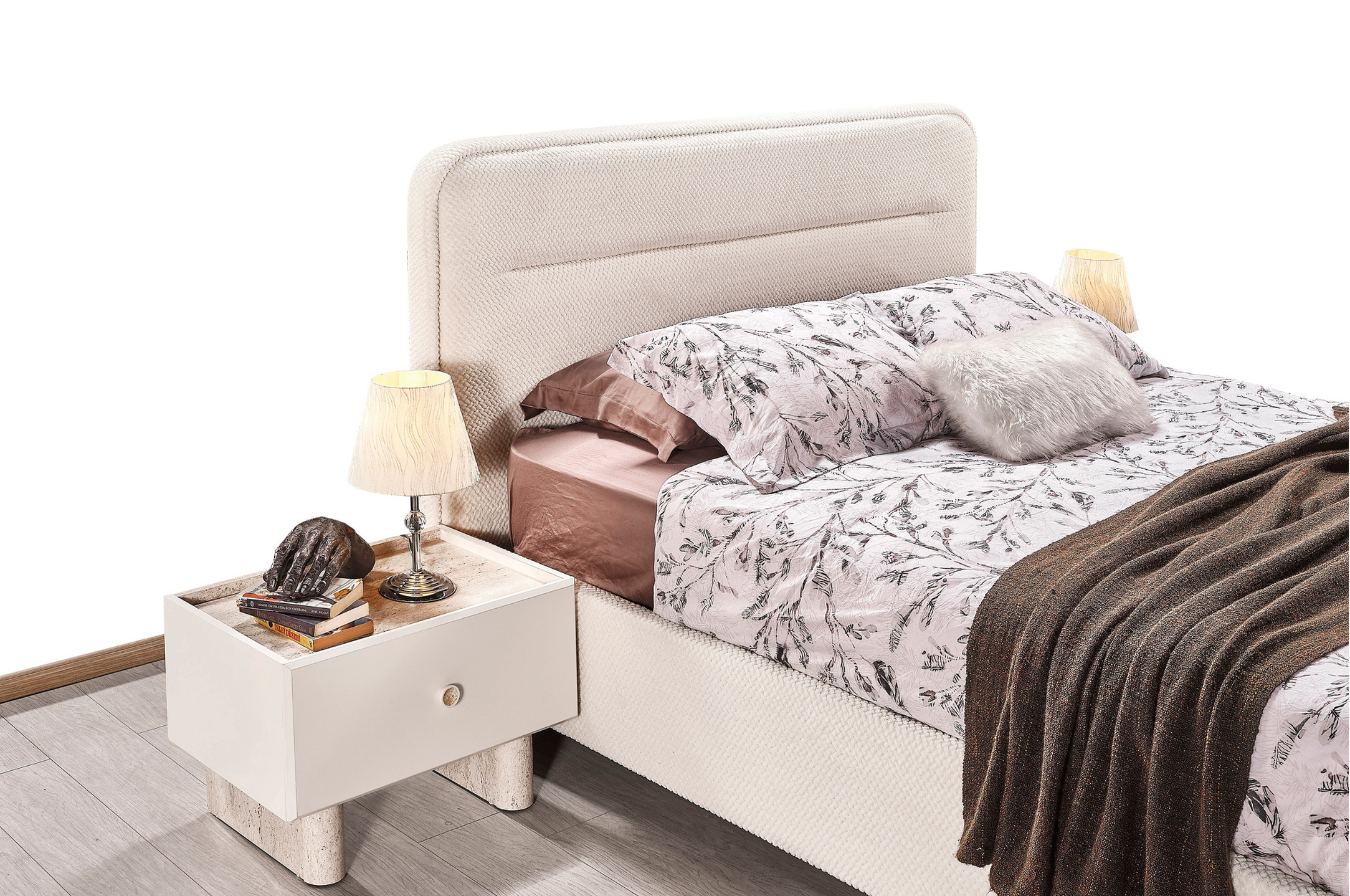 Netline Home Interior Pamukkale bedroom set featuring a modern bed frame, matching nightstands, and stylish bedroom decor.