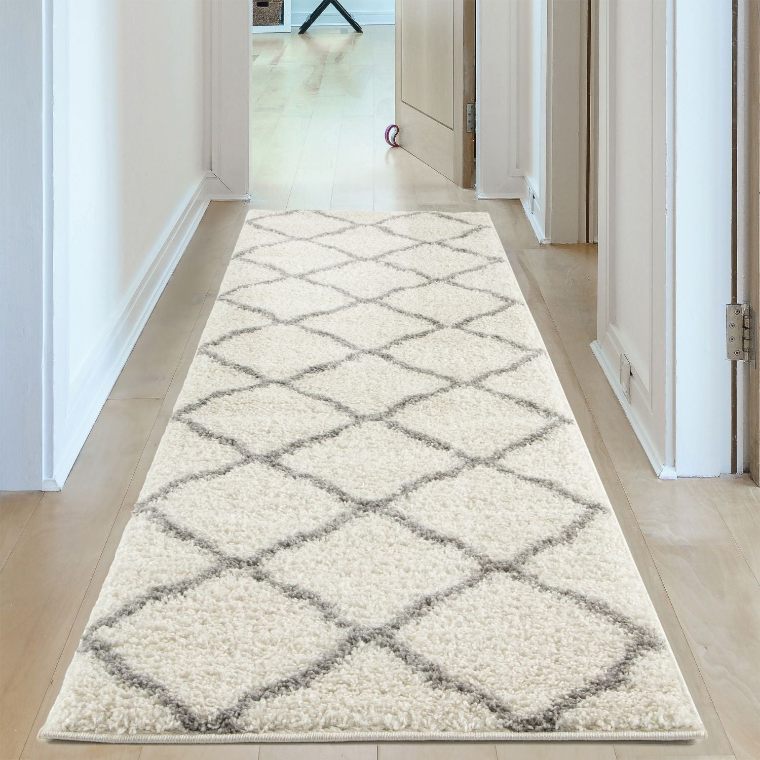 Moroccan Ivory Shaggy Rug | 700