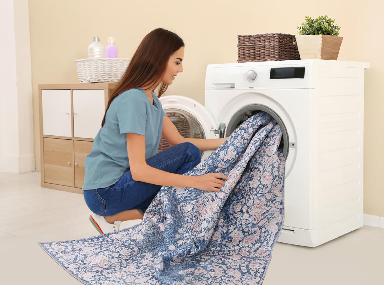 Machine Washable Area Rug for Living Room, Bedroom & Kitchen - Non Slip – 4 mm Low Pile Carpet - Vintage Rug - Pet Friendly & Kid Friendly Rugs (BLUE, 80X150)