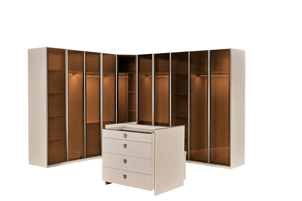 Hermes Wardrobe (C) by Netline Interiors