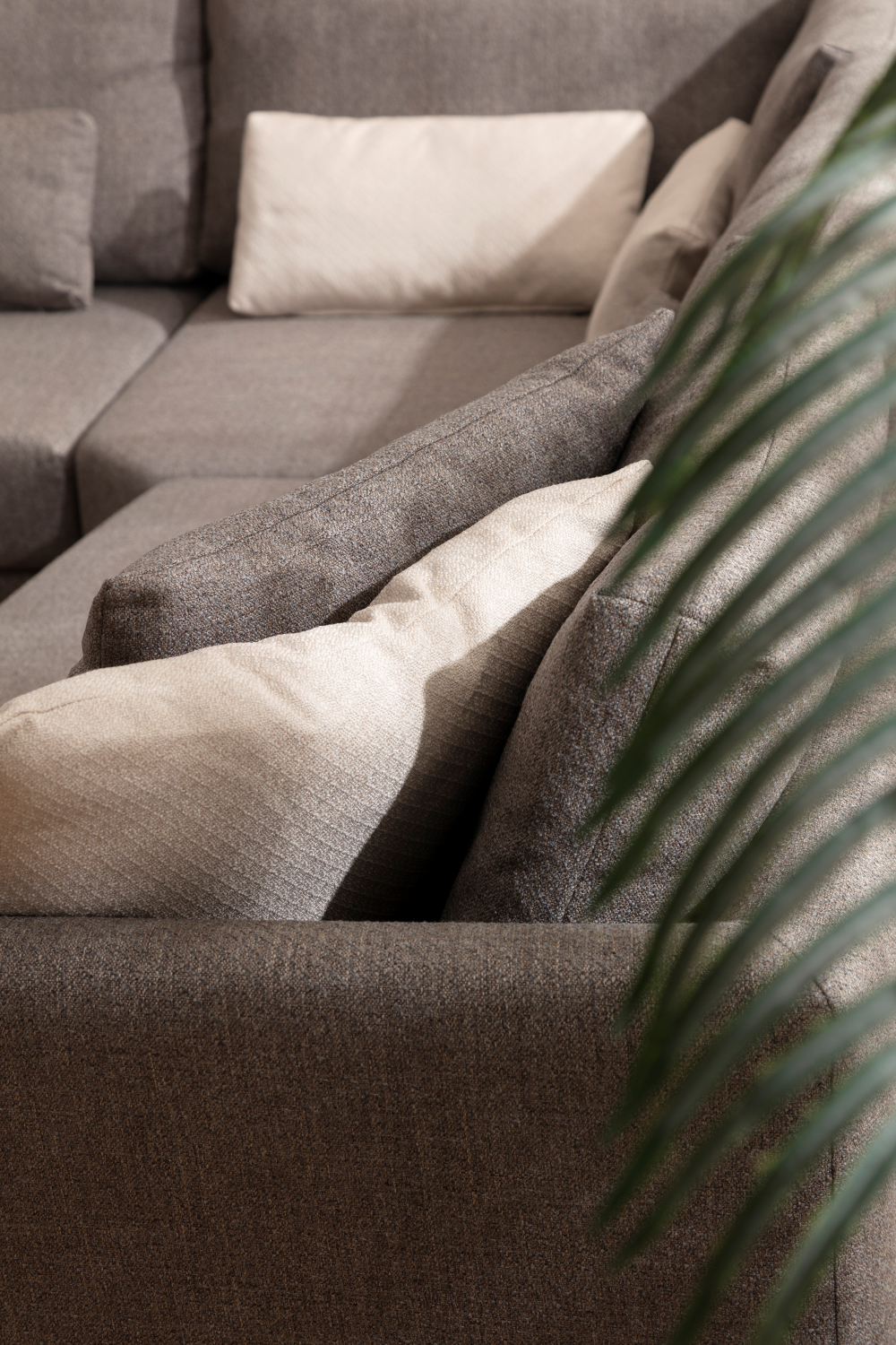 Argemon Corner Set by Netline Interiors