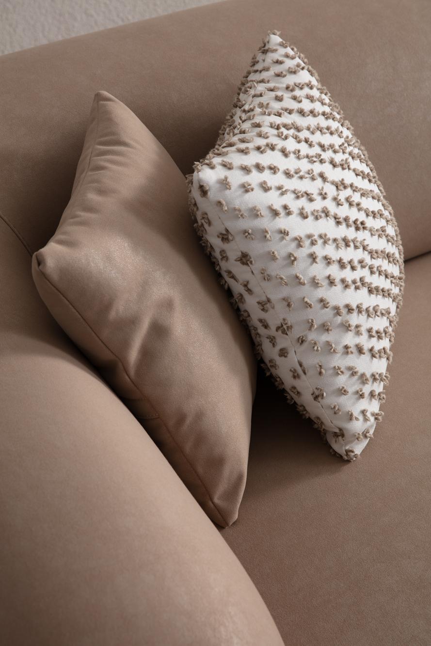 Vanilya 3 Seater Sofa by Netline Interiors