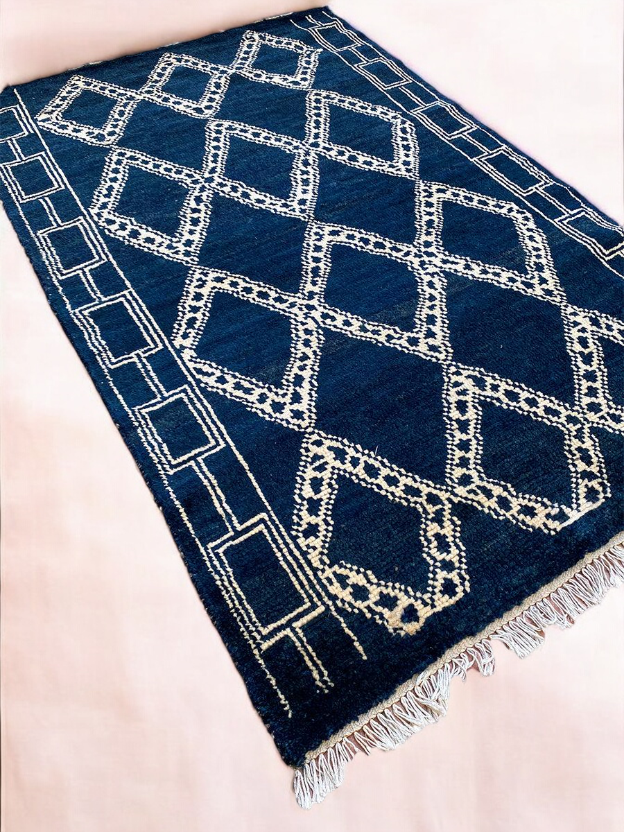 Nomad Hand Knotted Rug - 189 x 122 cm