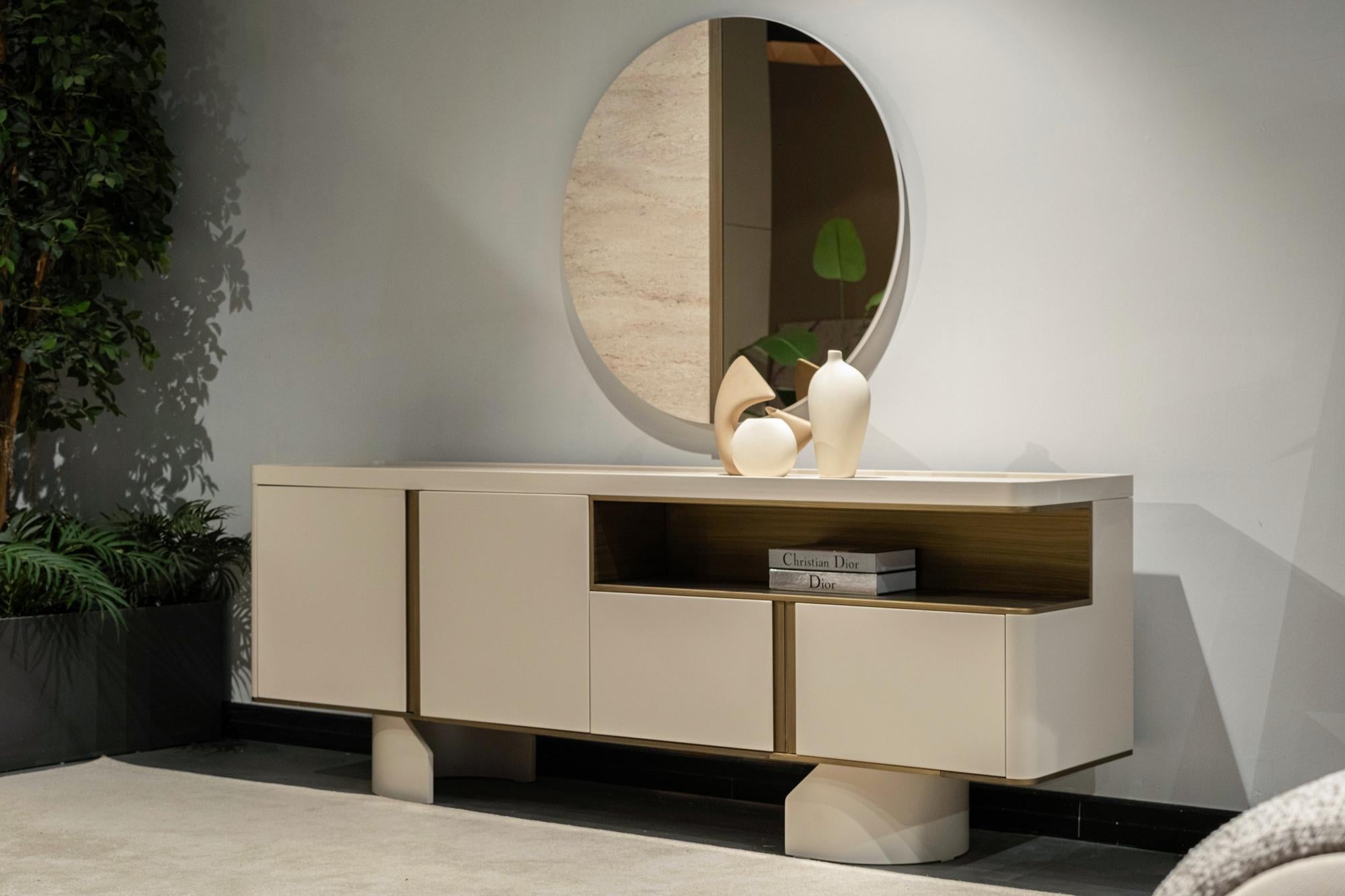Icon Dining Room by Netline Interiors