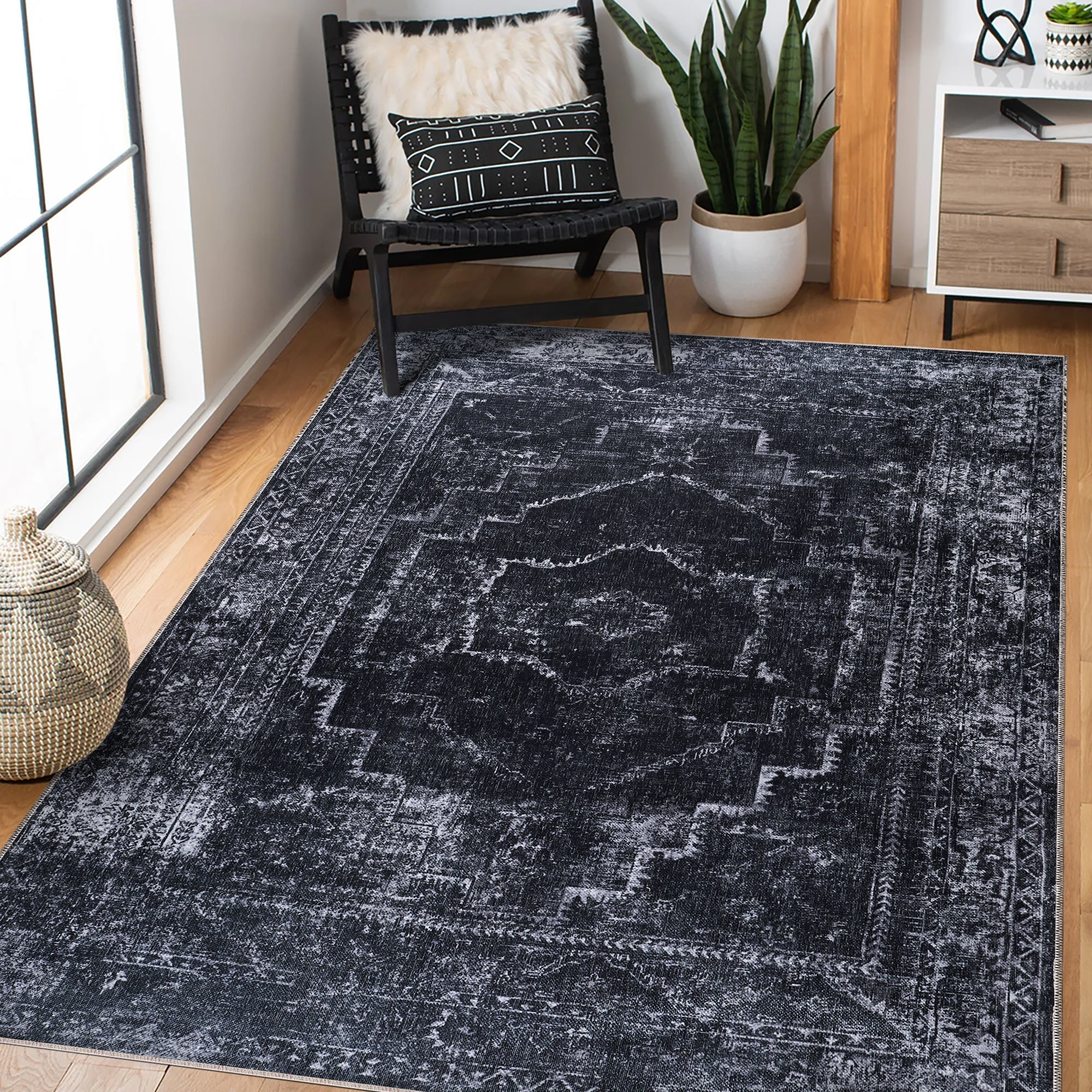 Machine washable black rug RW1007 vintage medallion design for living room