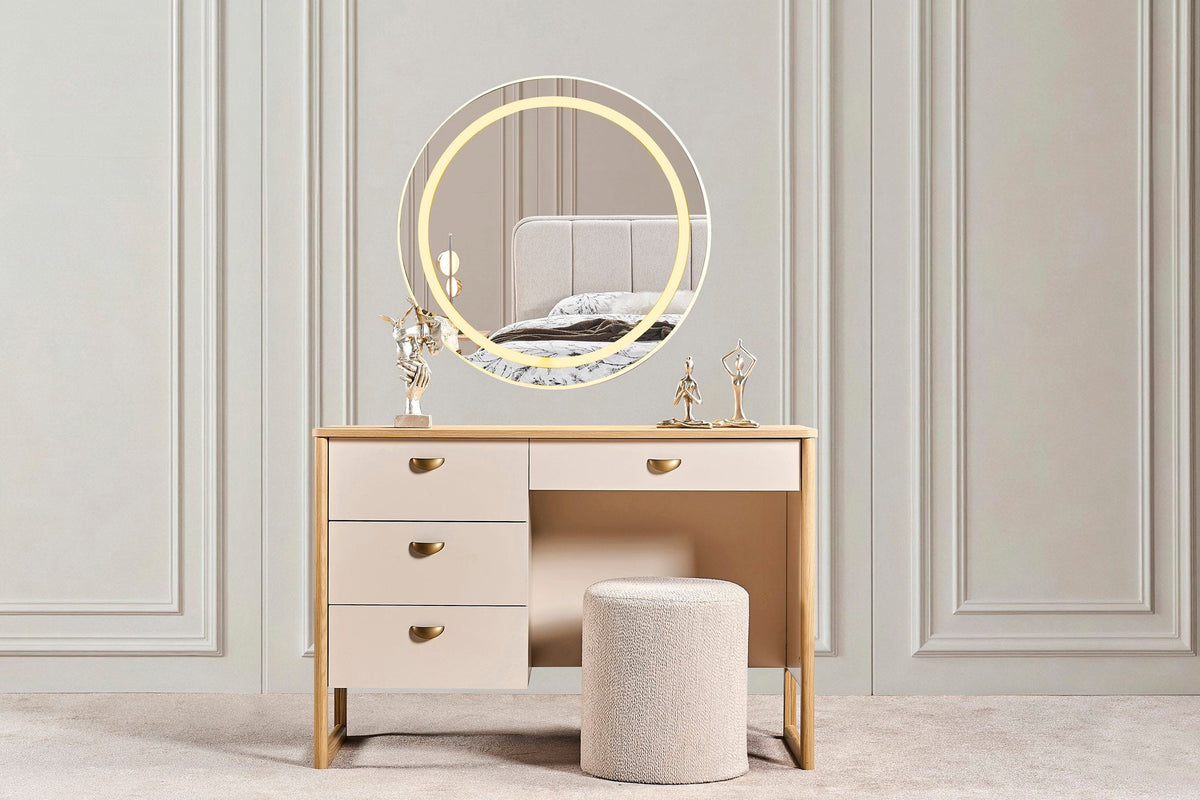 Marla Bedroom by Netline Interiors