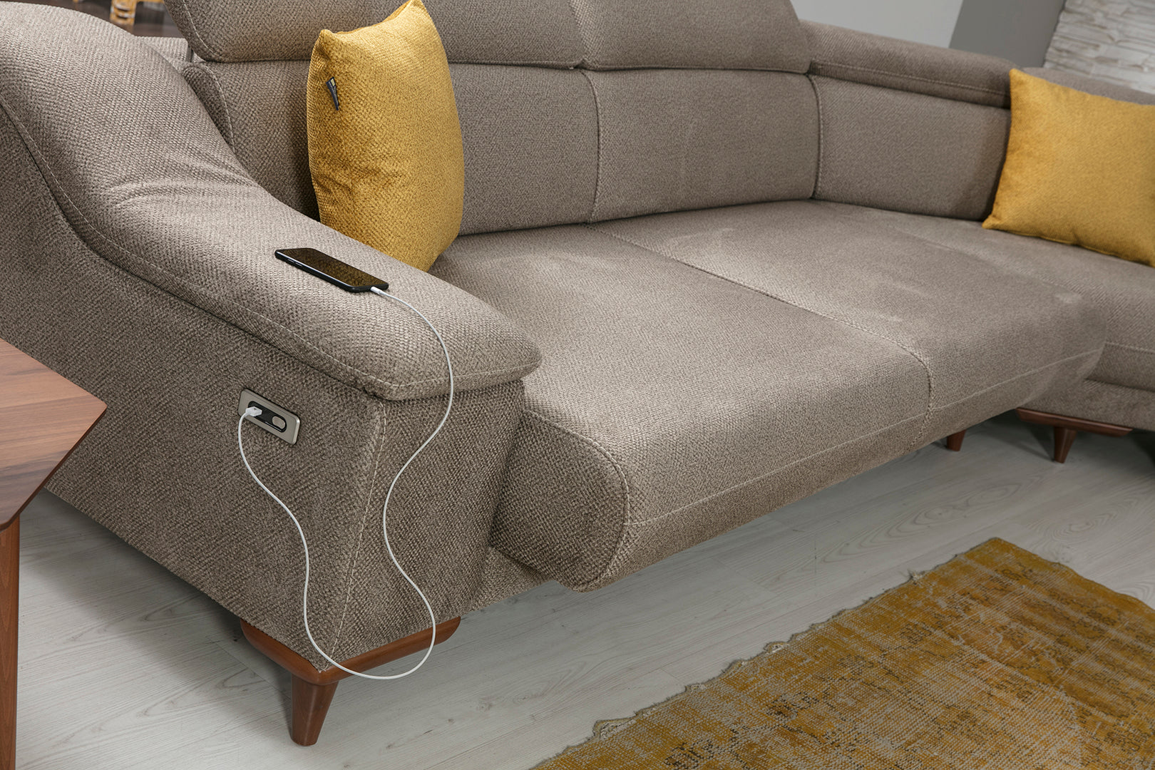 Mustang U Corner Sofa (S) by Netline Interiors
