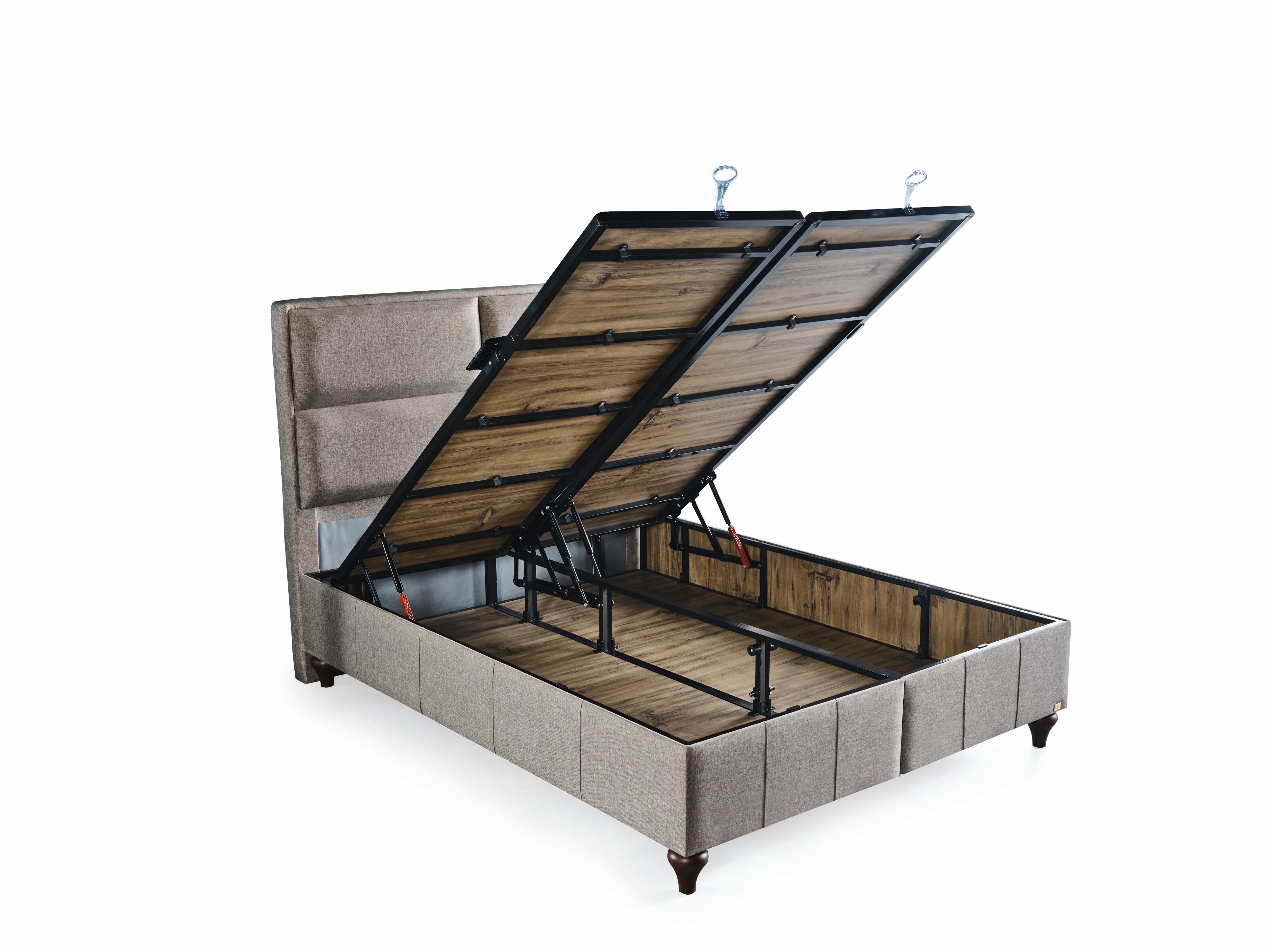 Netline Home Interior Regnum Bed Sets in stylish bedroom decor with coordinated bedding and pillow arrangements.