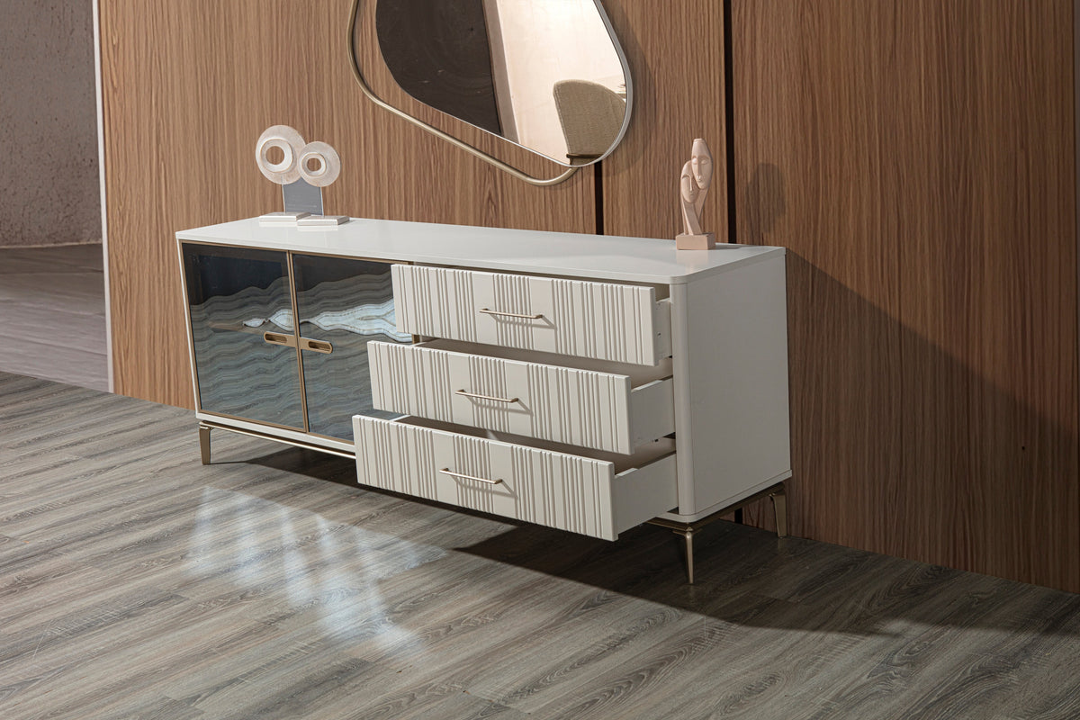 Stella Dining Room (R) by Netline Interiors