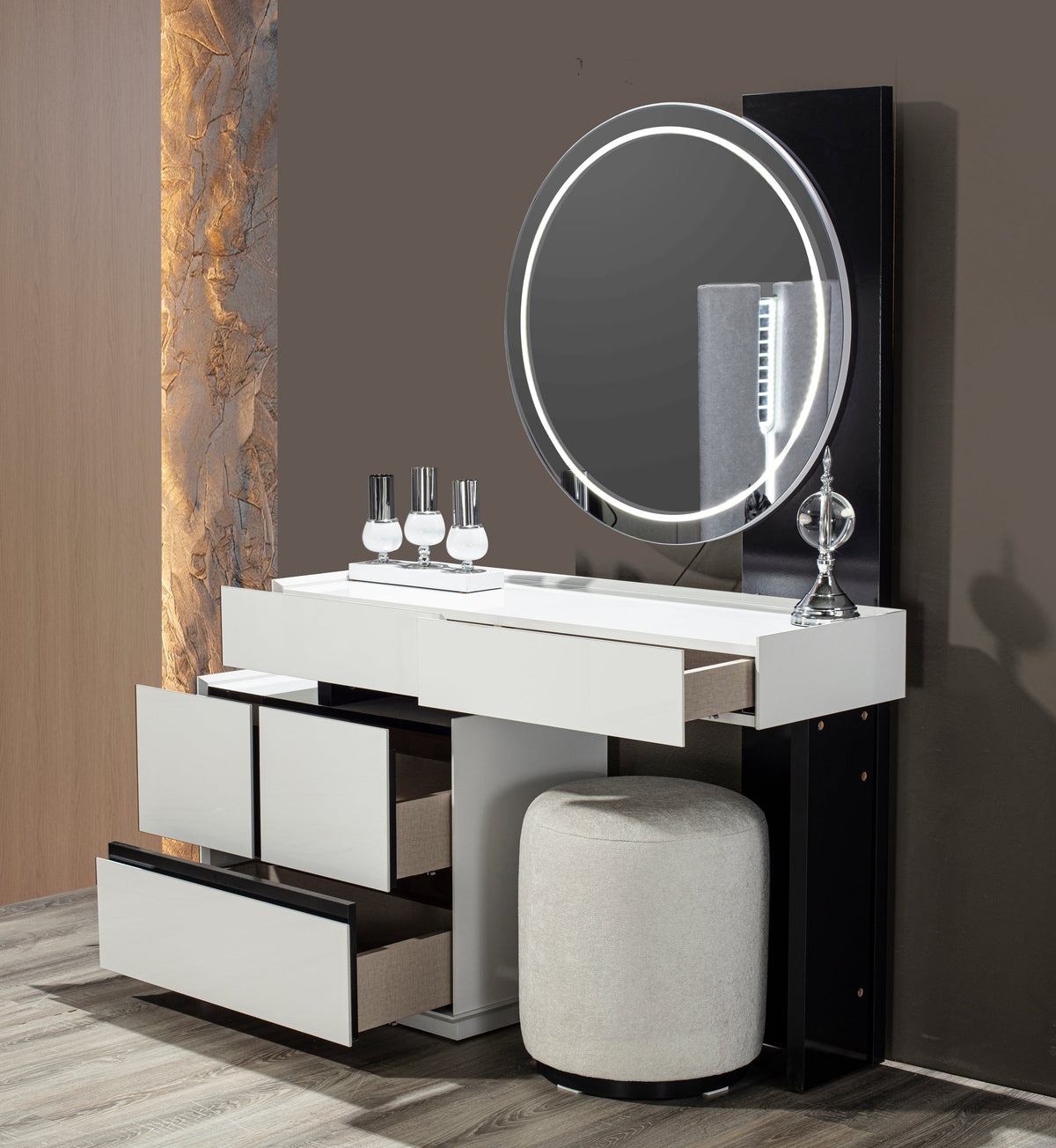 Genova Bedroom (R) by Netline Interiors