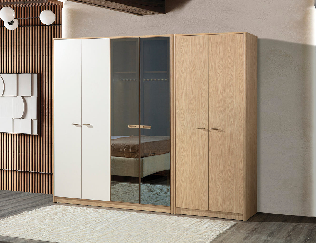 Silva Bedroom (R) by Netline Interiors