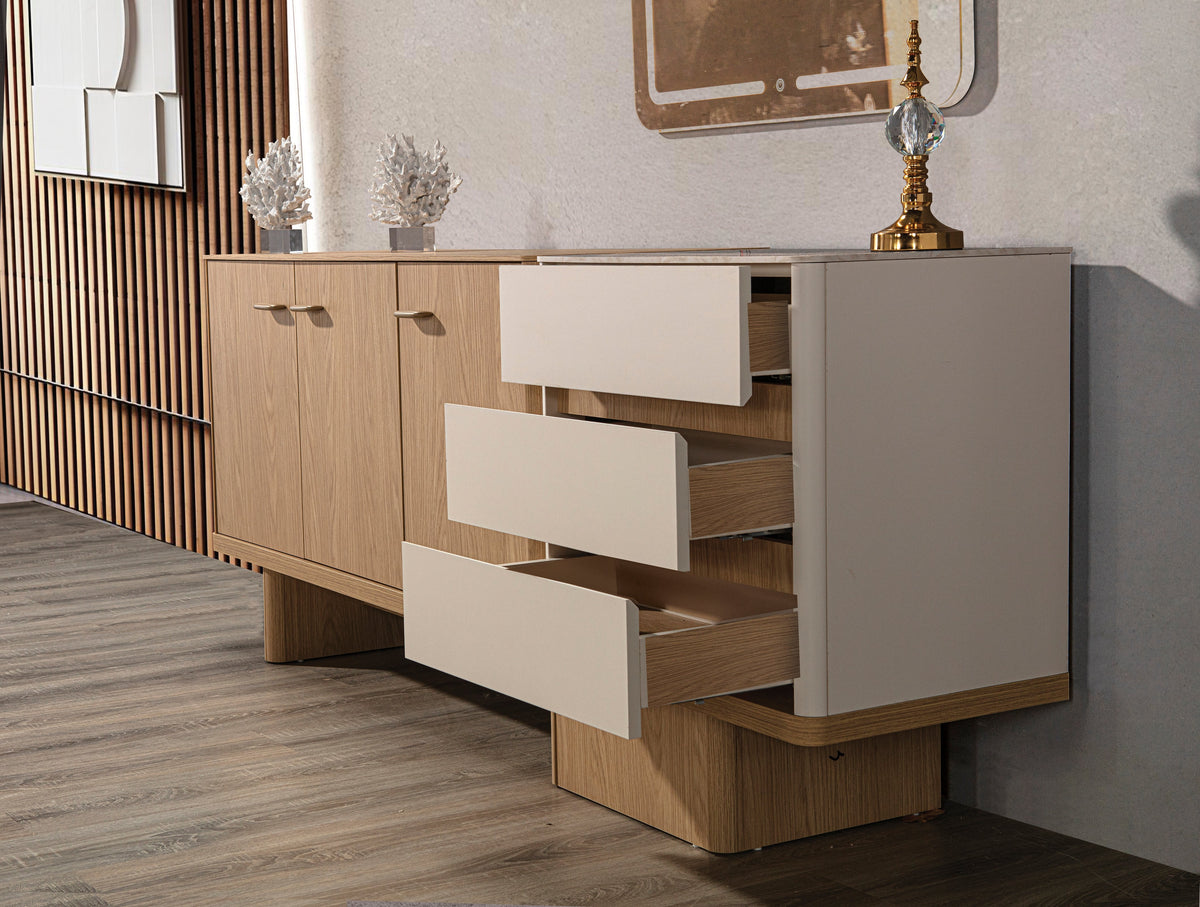 Silva Dining Room (R) by Netline Interiors