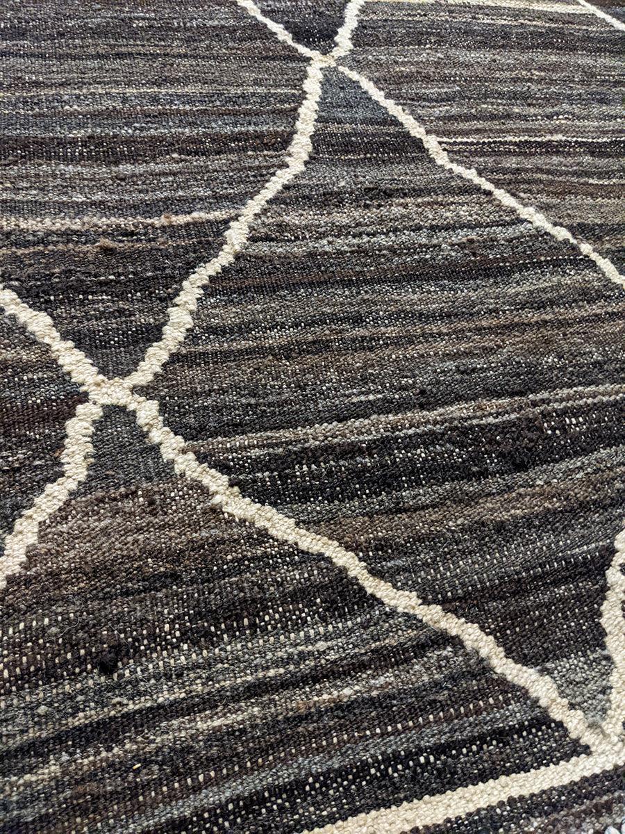 Zarifa Flatweave Rug - 183 x 132 cm