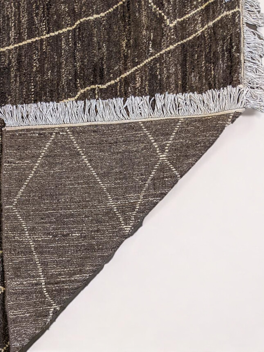 Essaouira Hand Knotted Rug - 275 x 189 cm