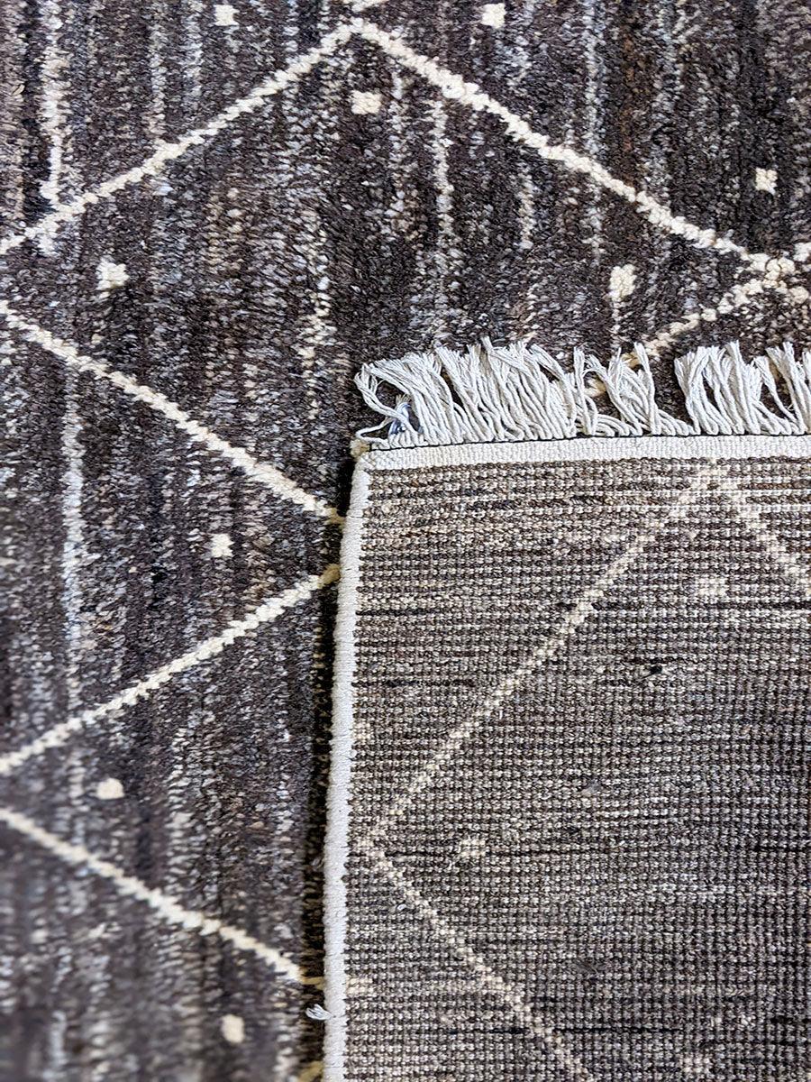 Amara Hand Knotted Rug - 272 x 156 cm