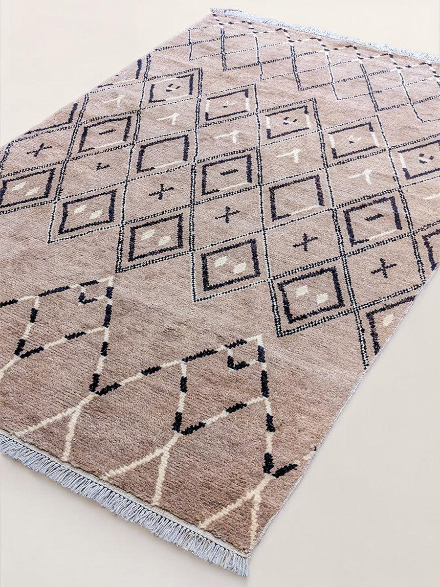 Mystical Hand Knotted Rug - 247 x 153 cm