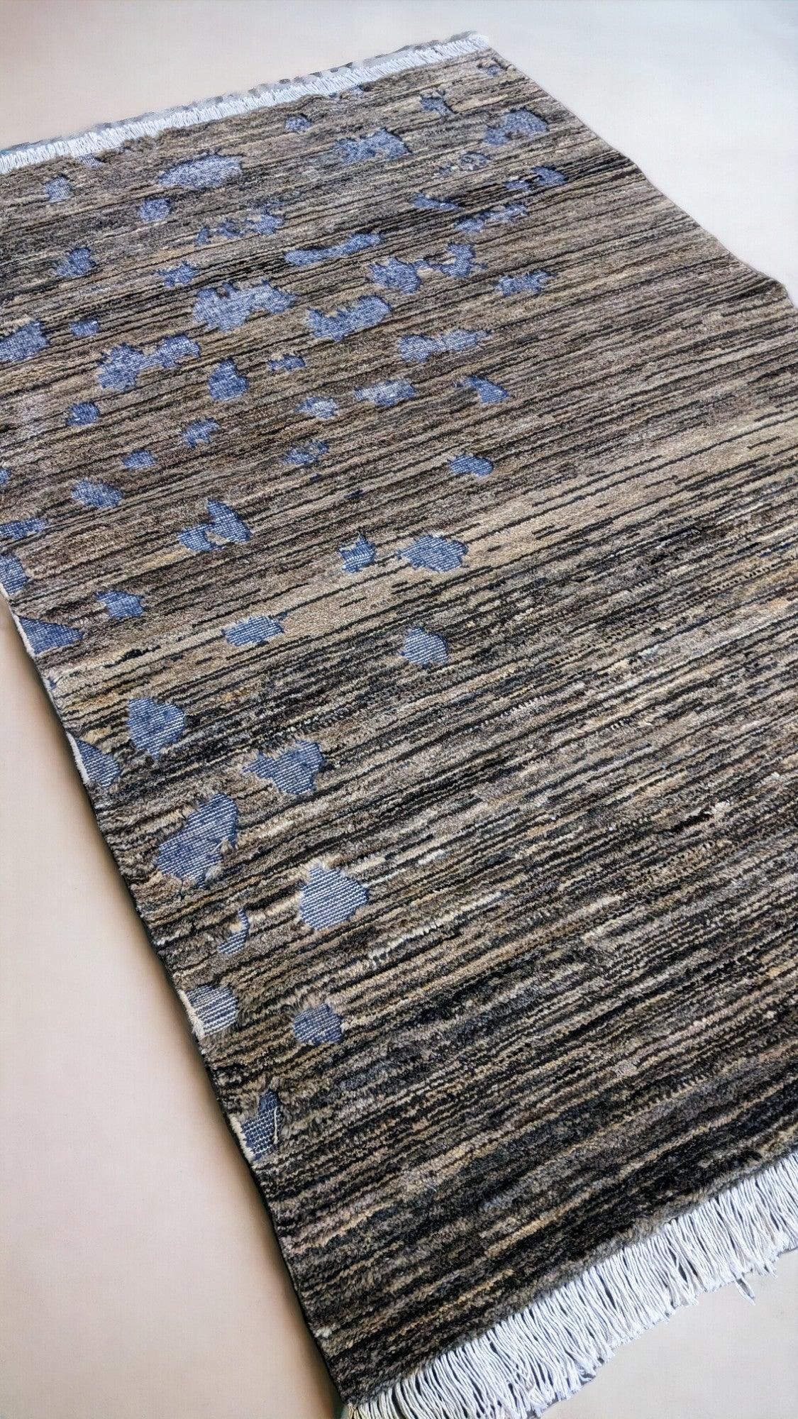 Sculpture Hand Knotted Rug - 247 x 159 cm