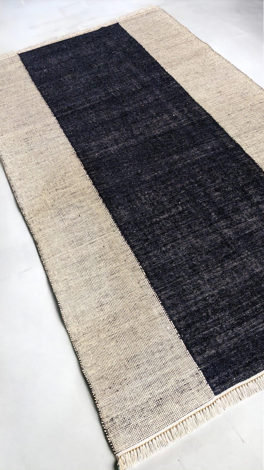 Eidos Flatweave Rug - 250 x 153 cm