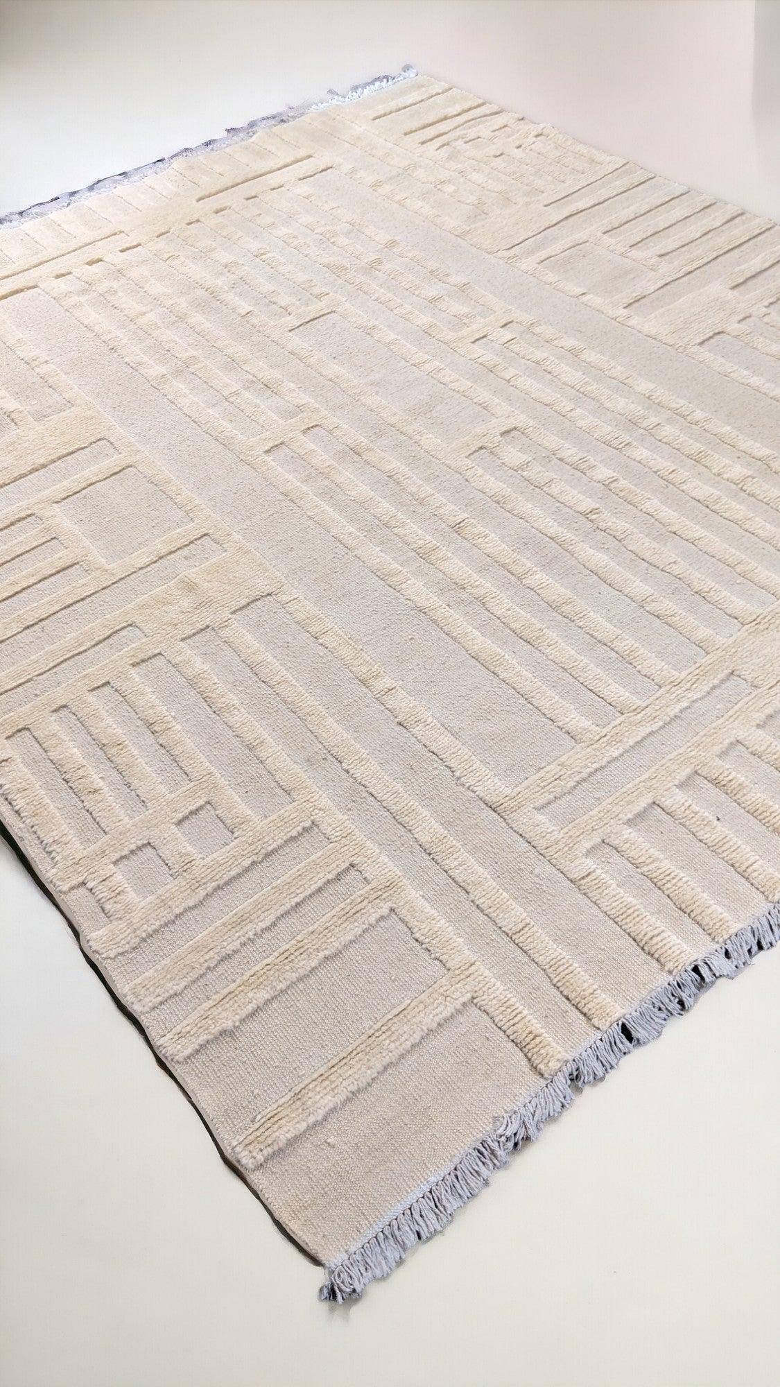 Veluxia Hand Knotted Rug - 278 x 250 cm