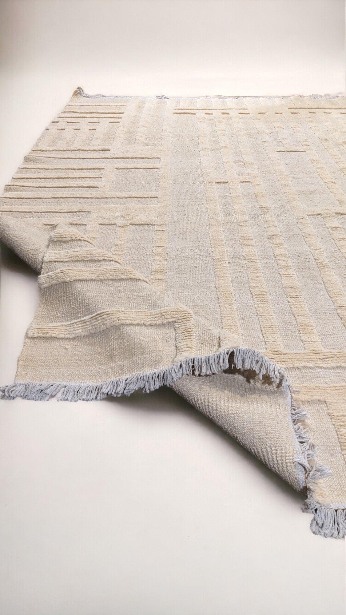 Veluxia Hand Knotted Rug - 278 x 250 cm