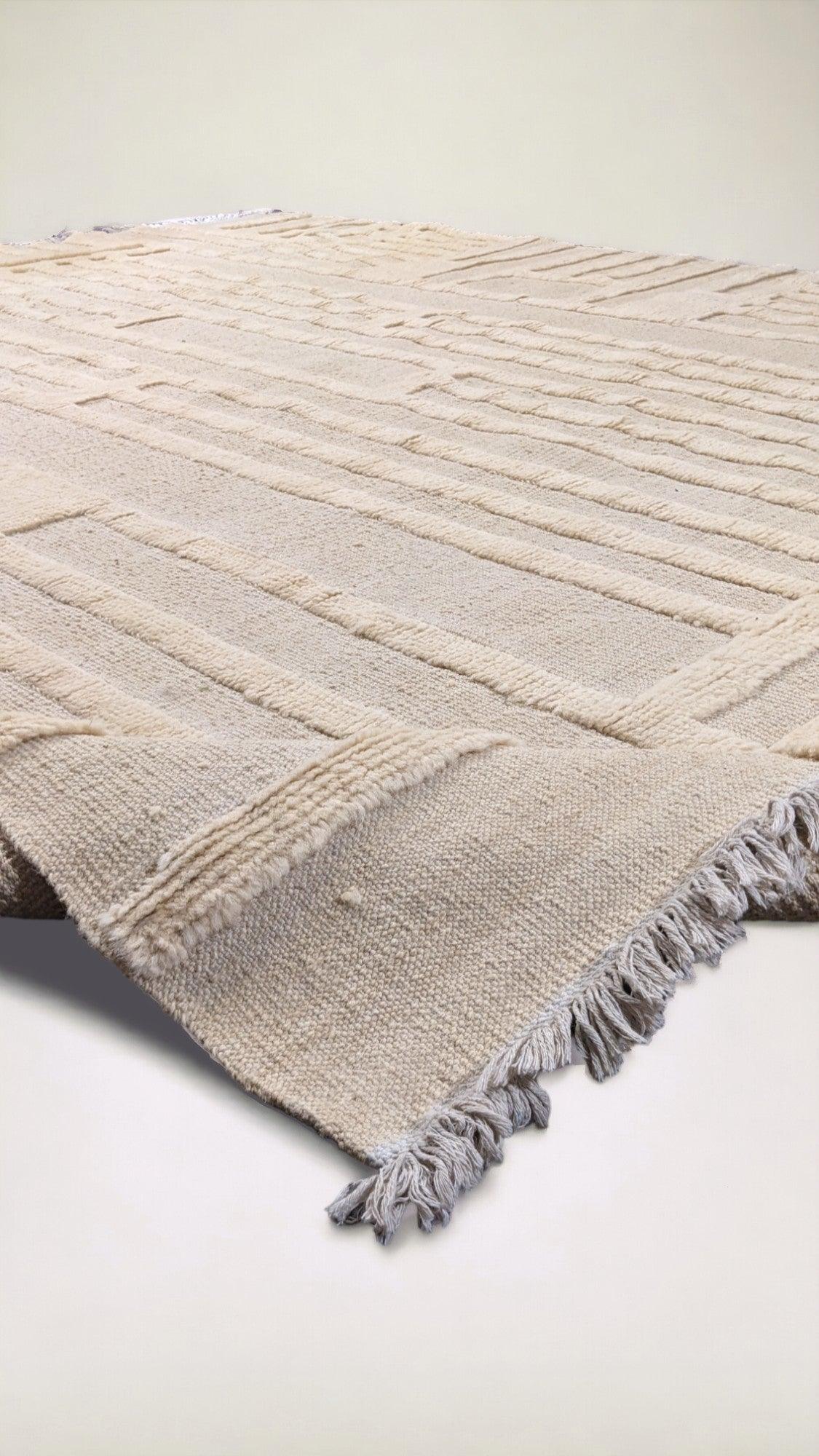 Veluxia Hand Knotted Rug - 278 x 250 cm