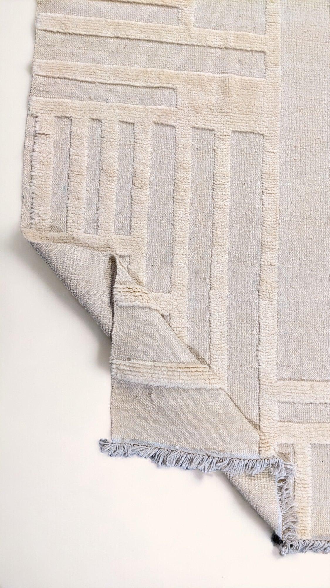 Veluxia Hand Knotted Rug - 278 x 250 cm