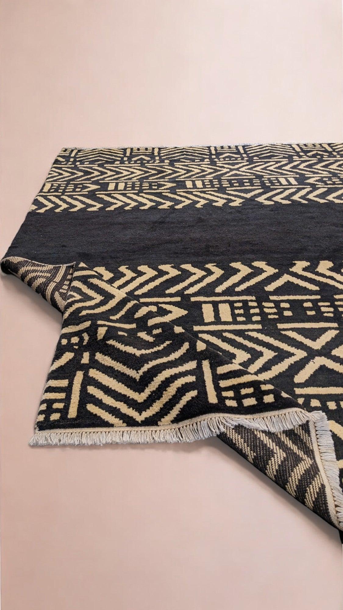 Dinka Hand Knotted Rug - 278 x 253 cm