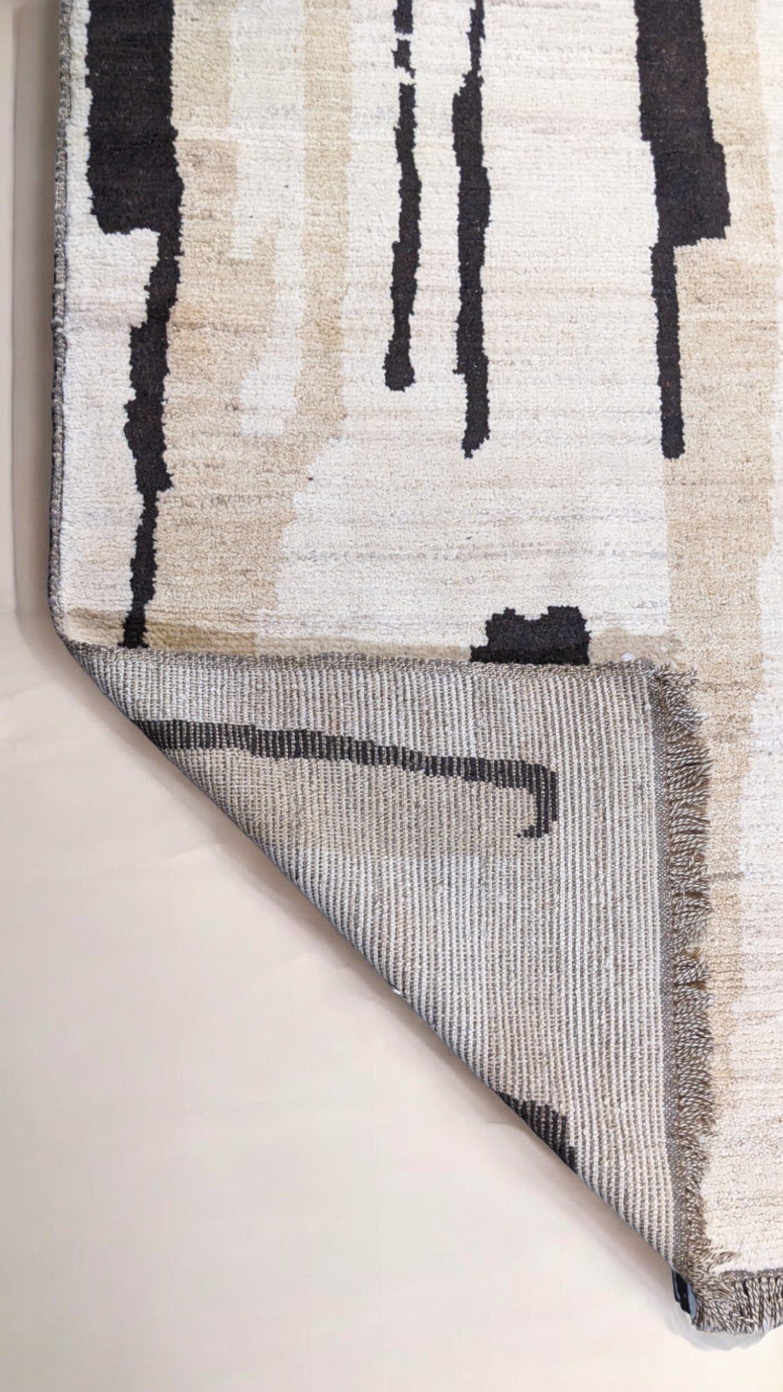 Jynx Hand Knotted Rug - 302 x 244 cm