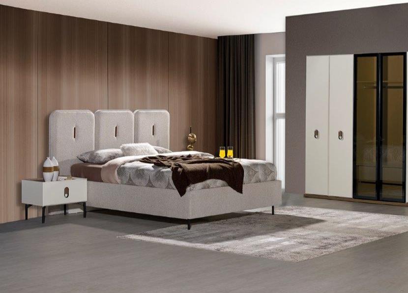 Smart Bedroom by Netline Interiors