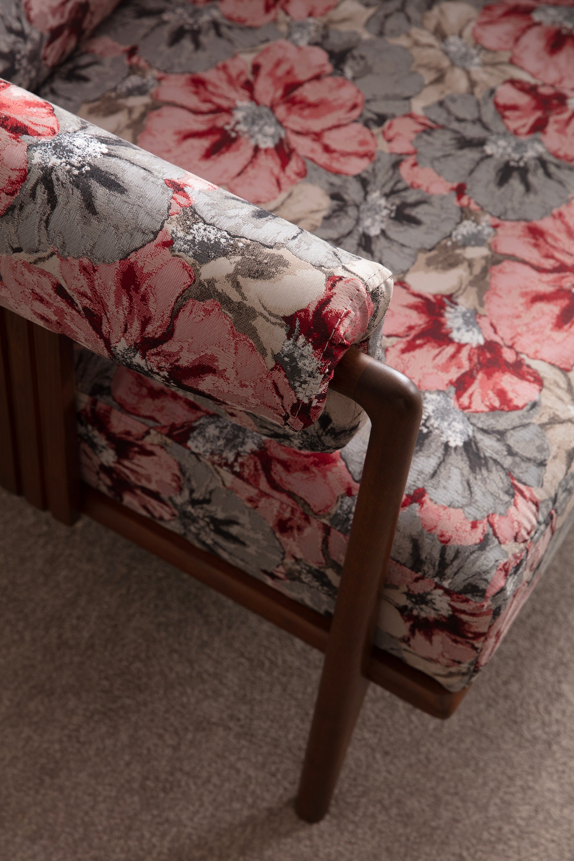 Klismos Sofa Set (SG) by Netline Interiors