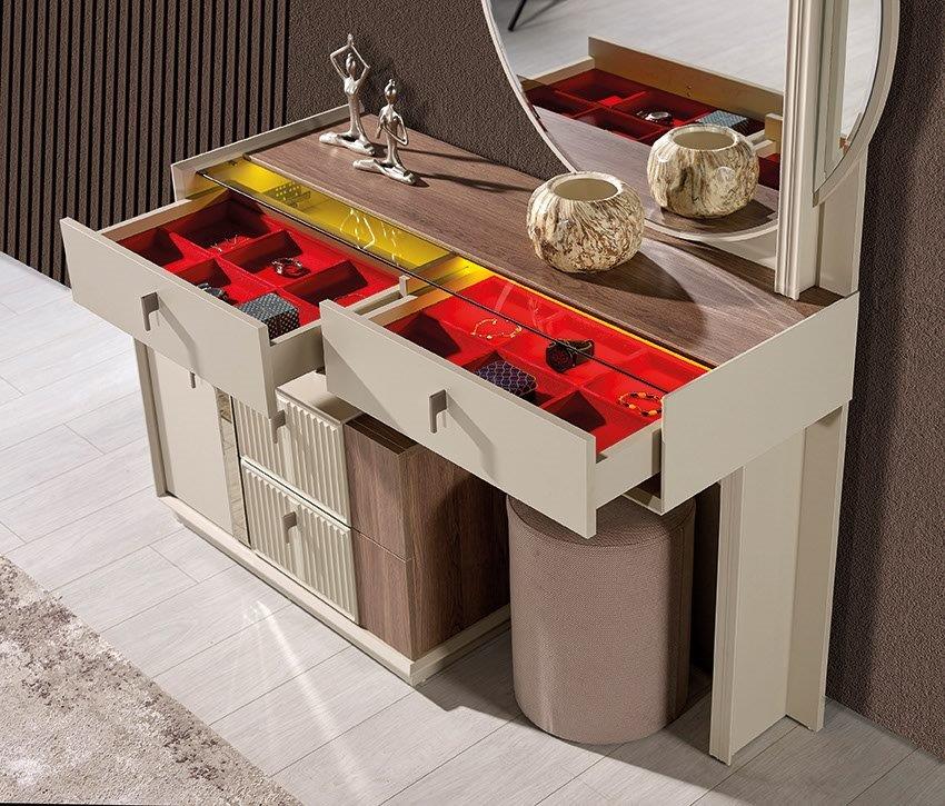 Modern Valente bedroom furniture set by Netline Home Interior, featuring a stylish bed frame and matching furniture pieces.