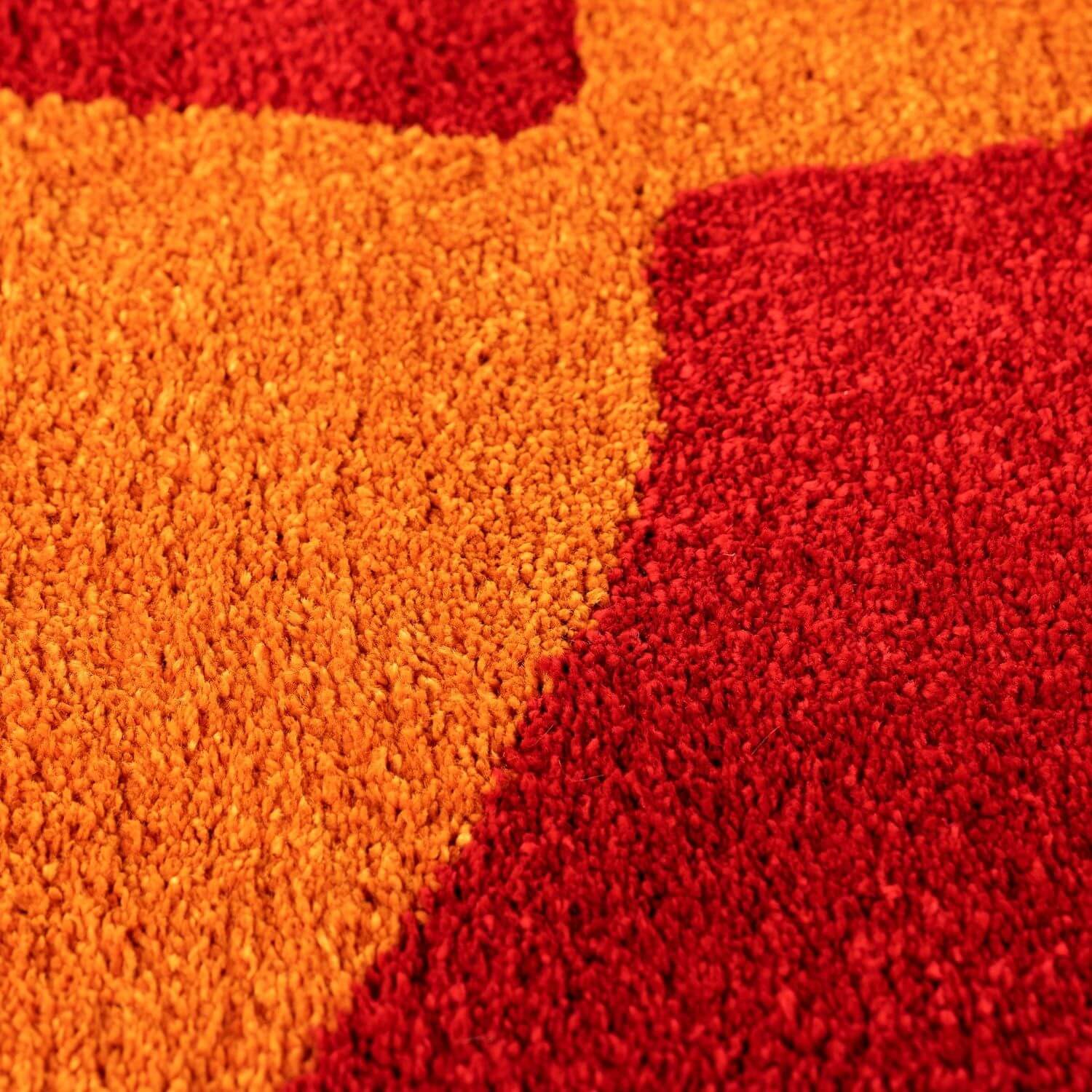 Joli Checkered Red & Orange Rug