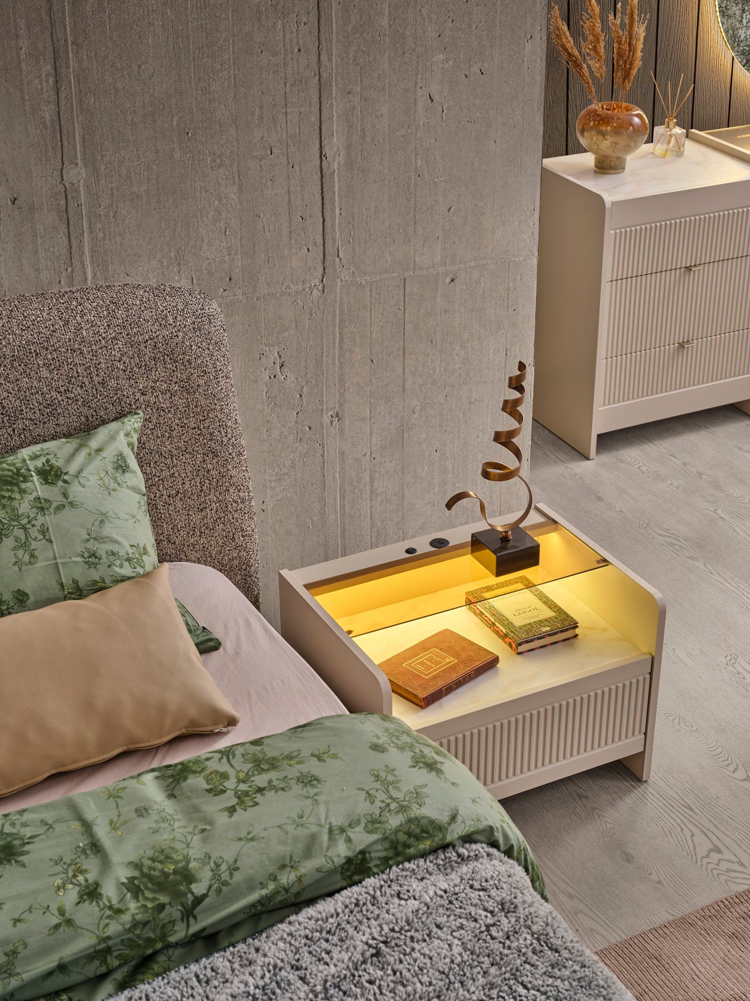 Netline Home Interior Luna bedroom set with bed, dresser, and nightstands in a modern bedroom style.