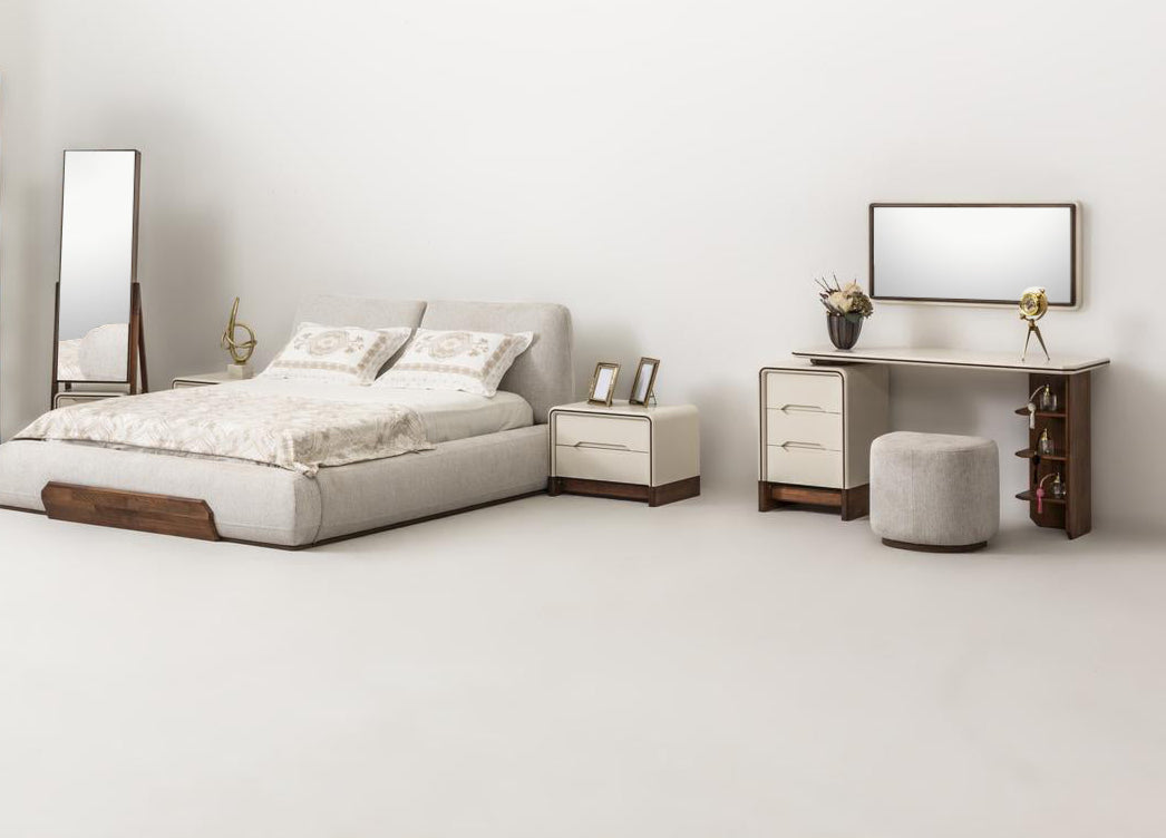 Cadillac bedroom set by Netline Home Interior with a stylish bed, matching nightstands, and contemporary bedroom furniture.